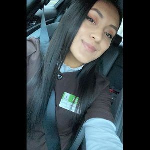 Meet your Posher, Jessica